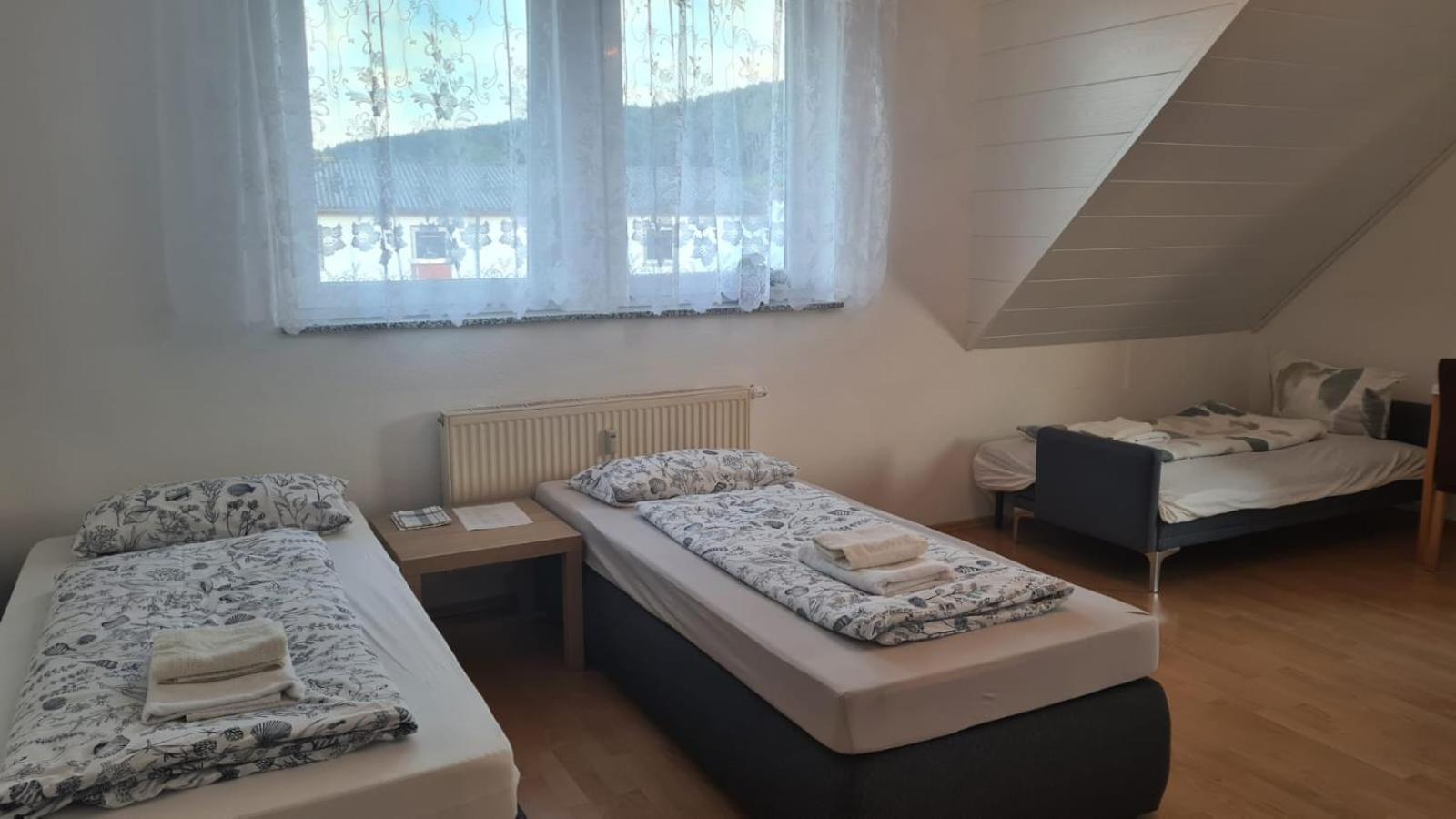 Schlafzimmer 1 Mit Top Aussicht Ueber Weilstetten Balingen Eksteriør billede