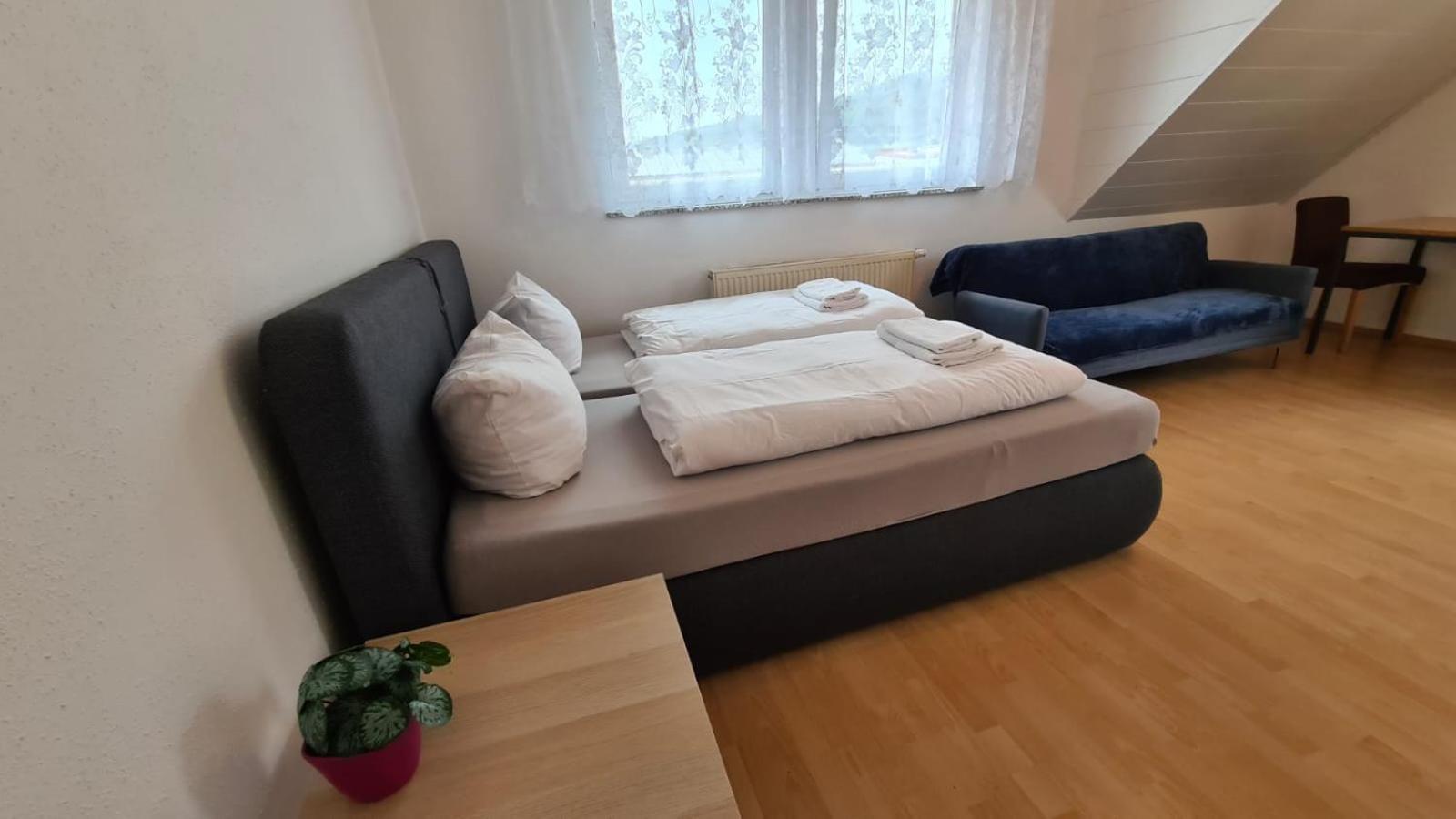 Schlafzimmer 1 Mit Top Aussicht Ueber Weilstetten Balingen Eksteriør billede